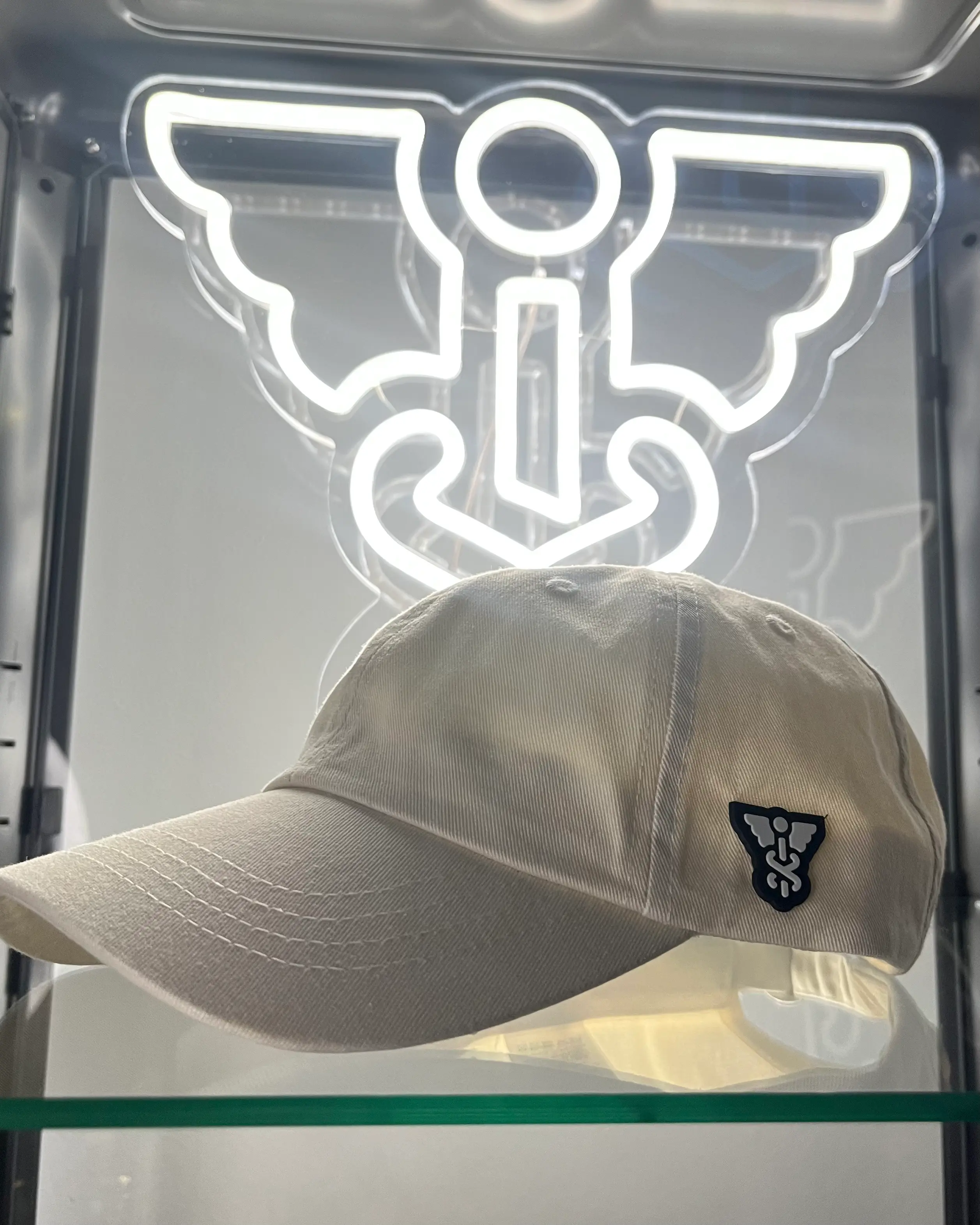 A chino cotton cap.